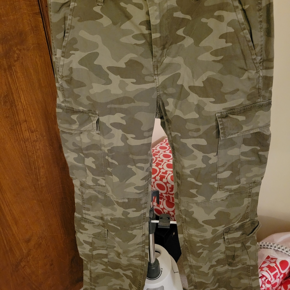 Camo pants